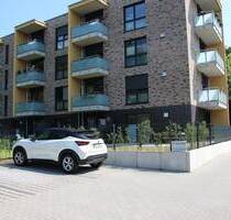 NEUWERTIGE 3. Zi. ERDGESCHOSSWOHNUNG MIT PRIVATGARTEN, TERRASSE 34 qm UND STELLPLATZ - Hamburg Neugraben - Fischbek