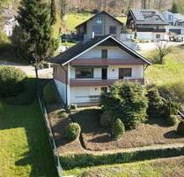 Einfamilienhaus mit traumhafter Aussicht wartet auf frischen Wind - Ettenheim / Ettenheimmünster
