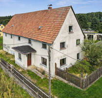 Historisches 6-Zimmer-Bauernhaus auf 8.000 m2 Grundstück + idyllische Feldrandlage in Krumhermsdorf - Neustadt in Sachsen