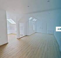 Modernisierte 3-Zimmer-Dachgeschosswohnung - Essen Katernberg