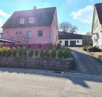 Freibad vor der Türe! Einfamilienhaus in Spitzenlage mit großem Grundstück in Calw-Stammheim! Freie Farbwahl