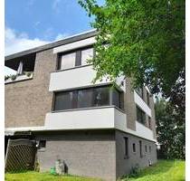 Charmantes 4-Familienhaus in allerbester Lage in Brake - Brake Zentrum