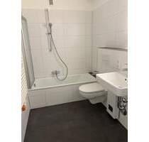 Sanierte und geräumige 2-Zimmer-Wohnung mit Balkon - Stadtteil Rennweg - Nürnberg