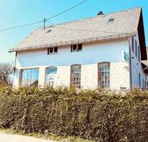 **Renovierung mit Vision** EFH*MFH*Einliegerwohnung**Nahe A1A60- Pendler **Belgien-Luxemburg- NRW *Ferienwohnung*Platz für Wohnmobil - Auw bei Prüm