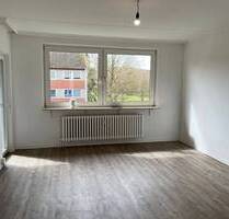 Schöne 4 Raum Wohnung mit Balkon. - Kiel Neumühlen-Dietrichsdorf