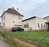 1 Familienhaus mit großer Garage in TengenHegau