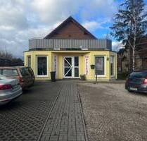 Moderne Erdgeschosswohnung mit Einbauküche - Weißenfels Burgwerben