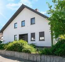 Familienhaus auf parkähnlichem Grundstück in Waldrandlage Breidert - Rödermark Ober-Roden