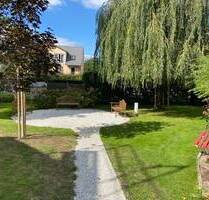 -- vermietetes -- Reihenmittelhaus mit Terrasse und Garage ca. 48 m² Garten - Berlin Nikolassee