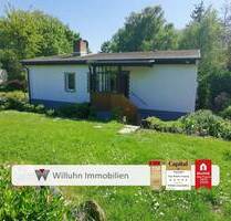 Ihr schickes EFH im Bungalowstil - direkt im Grünen! Auf Wunsch sofort bezugsfrei! - Schkopau OT Ermlitz
