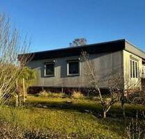 5-6-Zimmer-Bungalow mit Garage auf ca. 1.184 m² Eigenland in 23560 Lübeck-Blankensee (St. Jürgen) - Lübeck - Blankensee