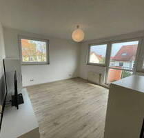 Sanierte 1-Zi Whg mit Balkon, EBK & Stellplatz - Salzatal Schiepzig