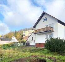 Einmalige Gelegenheit in Nußloch - Sanierungsbedürftiges EFH mit Scheune und separatem Bauplatz!