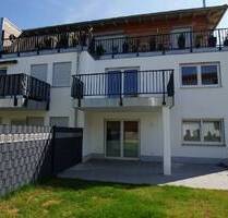 Moderne 4 Zimmer-Wohnung mit Garten und Terrasse - Oberschneiding
