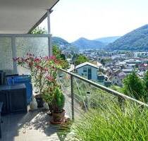 Sonniger Blick auf das Lahntal - sehr schöne Etagenwohnung mit Aufzug und Südbalkon - Bad Ems