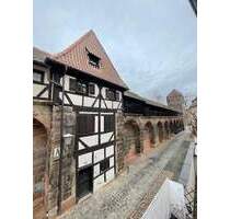 ***Für tägliche STERNSTUNDEN...WOHNEN AN DER STADTMAUER...CITYNAH...MIT Einbauküche*** - Nürnberg Lorenz