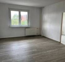 Wohnen im Stadtzentrum - große 3-Raum-Wohnung - Oschersleben