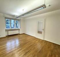 Helles, freundliches 2-Zimmer Büro in guter Citylage - Wiesbaden