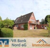 Wohnhaus mit Hauptwohnung und 2 Ferienwohnungen in unmittelbarer Nordseenähe - Wyk