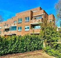 Hochwertig-Sanierte 2-Zimmer-Wohnung mit Balkon, Feldblick und Tiefgaragen-Stellplatz - Meerbusch