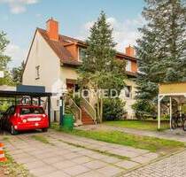 Attraktive Doppelhaushälfte mit 5 Zimmern, EBK und Carport in Basdorf
