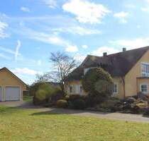 FÜR GEHOBENE ANSPRÜCHE:.......TRAUMHAUS IN UNVERBAUTER LAGE - Mühlhausen Bachhausen