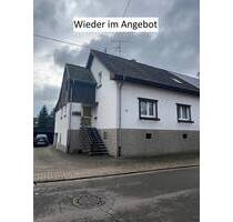 Großzügiges 1-2 Familienhaus in einer ruhigen Wohngegend von Saarwellingen zu verkaufen