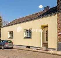 Charmantes Einfamilienhaus mit einladender Terrasse und malerischem Hof - Aldenhoven Freialdenhoven
