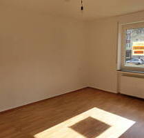 Gut geschnittene 3-Raum-Whg. mit Loggia im EG in Huttrop - Essen