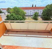 **Besichtigung: So., 13.07.25 um 12:30 Uhr** Balkonwohnung im Komponistenviertel! - Brandenburg Görden