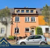 Zwei- bis Dreifamilienhaus mit Garten und Balkon in zentraler Lage von Dillingen zu verkaufen