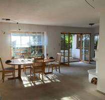 Attraktive, helle Doppelhaushälfte in Toplage von RiemerlingHohenbrunnMünchen - PROVISIONSFREI - Riemerling/Hohenbrunn/Ottobrunn