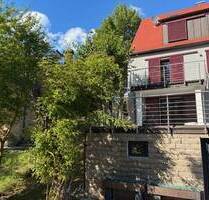 Top-renoviertes Einfamilienhaus mit mögl. Büronutzung im Keller, NeustadtA., zum 01.10.2025 - Neustadt an der Aisch