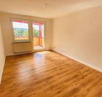 **Besichtigung: So., 13.07.25 um 12:00 Uhr** Moderne, sanierte Balkon-Whg Nahe Silokanal! - Brandenburg Nord