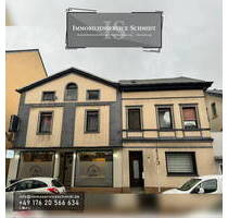 Geräumiges und teilweise renovierungs- bzw. sanierungsbedürftiges MFH mit Gewerbeeinheit in zentraler Lage von Lüdenscheid