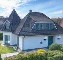 Repräsentatives Wohnhaus mit Vollkeller an ruhiger Privatstraße in Wentorf - Wentorf /bei Hamburg