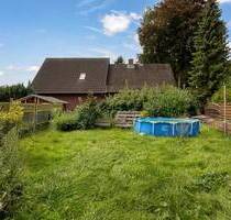 Grundstück mit Altbestand mitten in Lauenburg (Elbe) - Lauenburg/Elbe