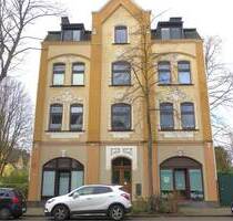URDENBACH ALTBAU BEZUGSFREI KAMIN PARKETT GROßE KÜCHE GROßES BAD GROßER BALKON + 50 QM SPITZBODEN - Düsseldorf