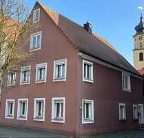 Wohnen in der Ortsmitte - Haus mit Potenzial - Wassertrüdingen