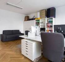Ausgestattete Arbeitsplätze mit Dachterrasse und Blick auf die Berge - All-in-Miete - München Ludwigsvorstadt-Isarvorstadt