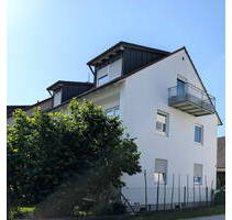 Ansprechende & sonnenverwöhnte 2 Zimmer DG Wohnung mit Stellplatz & Balkon - Bibertal Kissendorf