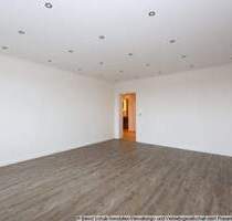 3-Zimmer-Wohnung mit Balkon und Stellplatz - Hamburg Schnelsen