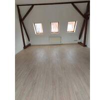 Wohnen über der Stadt 2-R-Wohnung im DG ca.71,98m2 mit BLK zu vermieten ! - Magdeburg Leipziger Str.