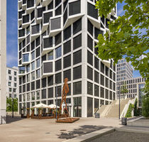Friends Tower - Exklusive Wohnung mit Gemeinschaftsdachterrasse und fantastischem Blick über München