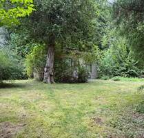 ***Idyllisches Freizeitgrundstück mit direktem Wasserzugang in Berlin-Rahnsdorf***