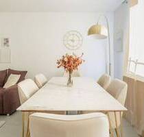 Provisionsfrei! Modernisiert und bezugsfrei-bereit! 2- Zimmerwohnung mit Sonnenbalkon - Berlin Steglitz
