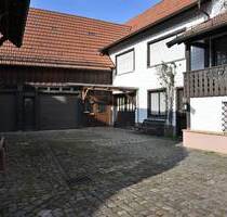 Zweifamilienhaus mit Scheune, Werkstatt und zwei Gewölbekellern - Malsch