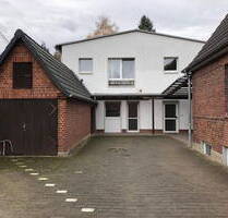 Wohnung im 1.OG in grüner Umgebung - Ahrensburg Am Schloß