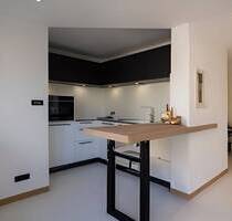 Nürnberger Norden! Koffer aupacken und einziehen!- feines 1-Zi. Apartment mit exklusiver Ausstattung!