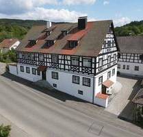 Denkmalgeschütztes Mehrfamilienhaus in einmaligem Zustand mit besonderem Ambiente und Seesicht - Öhningen
